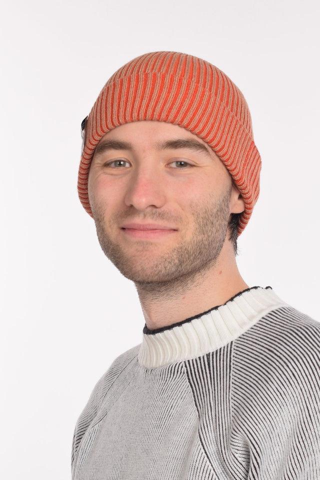 Fritzi Beanie - Beige & Red Plated