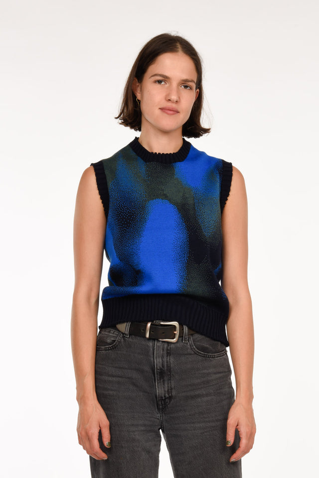 Agnes Vest - Gradient Blue